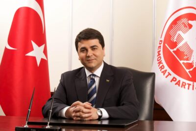Demokrat Parti Genel Başkanı Gültekin Uysal, sosyal medya hesabı üzerinden