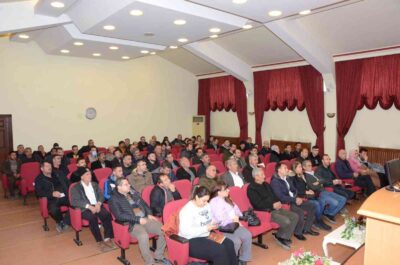 AFYONKARAHİSAR’DA BESİCİLERE VE FİRMA TEMSİLCİLERİNE YÖNELİK ÇİĞ SÜT DESTEKLEMELERİ BİLGİLENDİRME