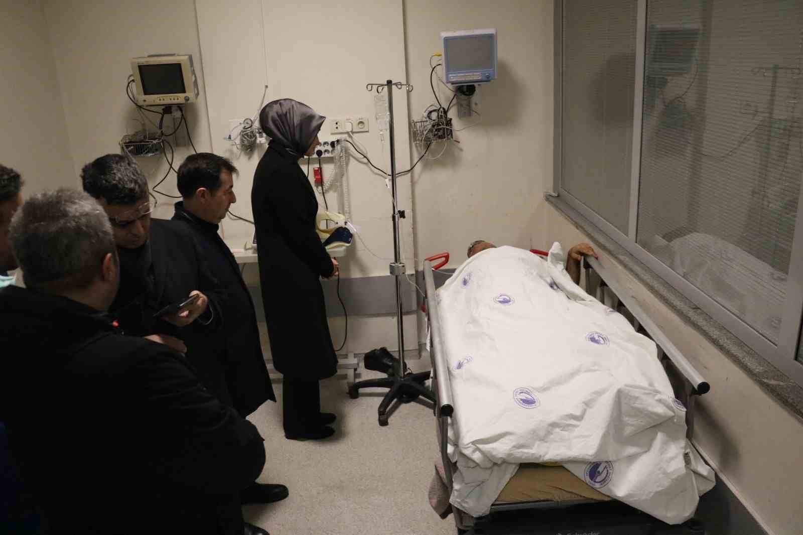 AFYONKARAHİSAR VALİSİ DOÇ. DR. KÜBRA GÜRAN YİĞİTBAŞI, 8 KİŞİNİN ÖLDÜĞÜ,