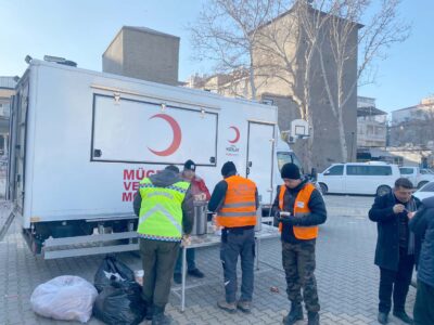 Türk Kızılay Afyonkarahisar İl Başkanlığı’ndan yapılan açıklamada, afet bölgesinden Afyonkarahisar’a