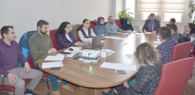 Afyonkarahisar Sağlık Bilimleri Üniversitesi Kalite Komisyonu Rektörlük toplantı salonunda toplandı.