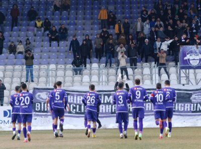 Play-off hattına yakın takımlardan HES İlaç Afyonspor ile düşme potasında