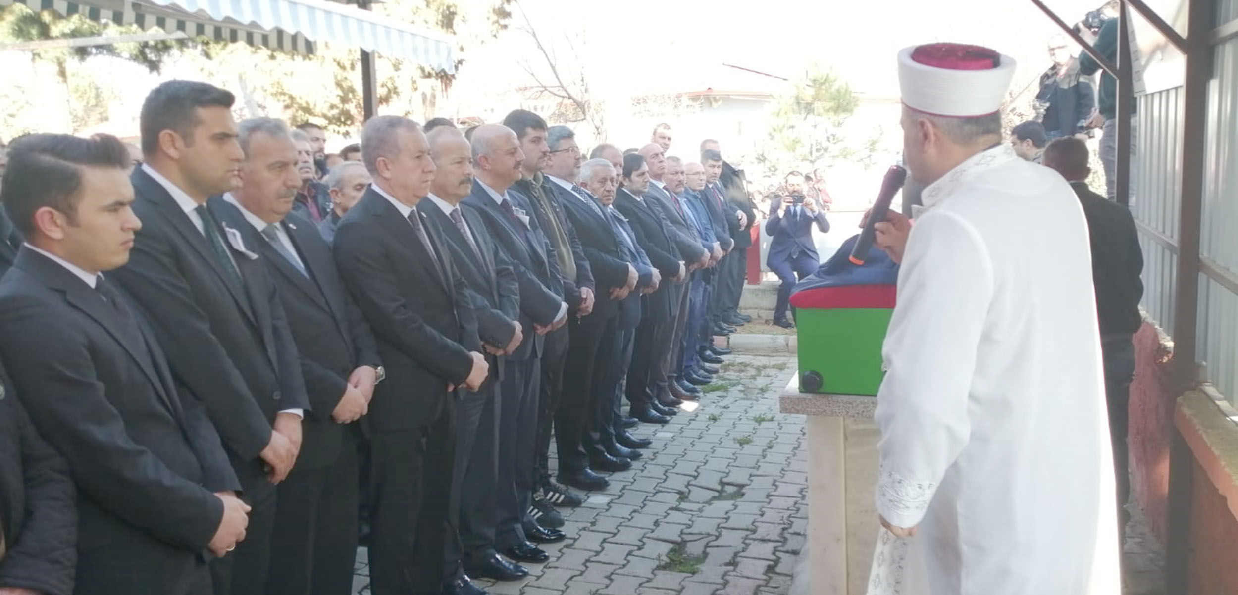 Geçirdiği kalp krizi sonucu 57 yaşında yaşamını yitiren Başmakçı Belediye