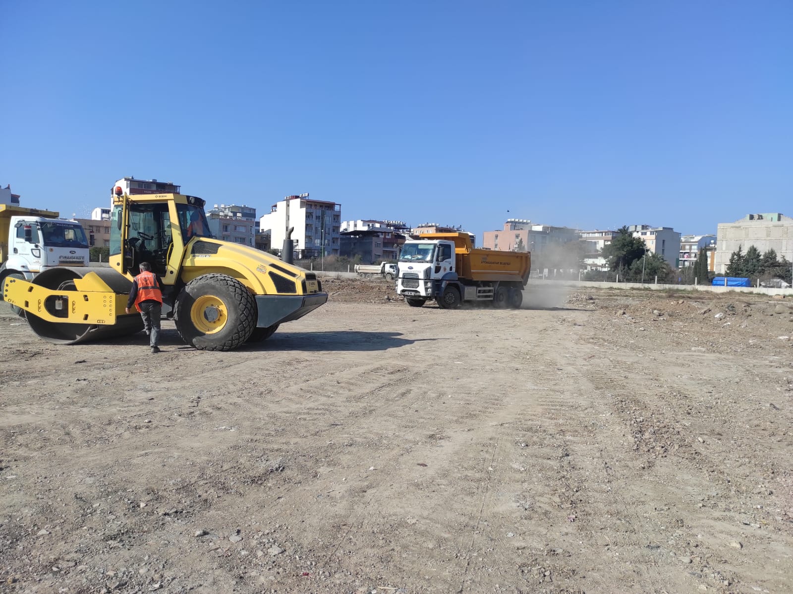 Afyonkarahisar Belediyesi, deprem bölgelerine kurulacak konteyner kentlerin altyapı imalatlarına devam