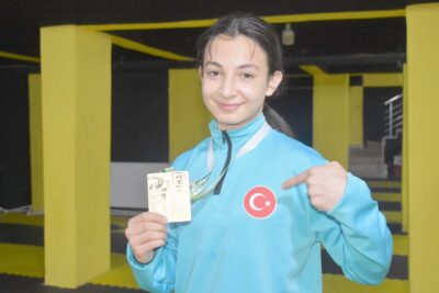 - "Avrupa şampiyonu olunca çok mutlu oldum, dünya şampiyonasında da
