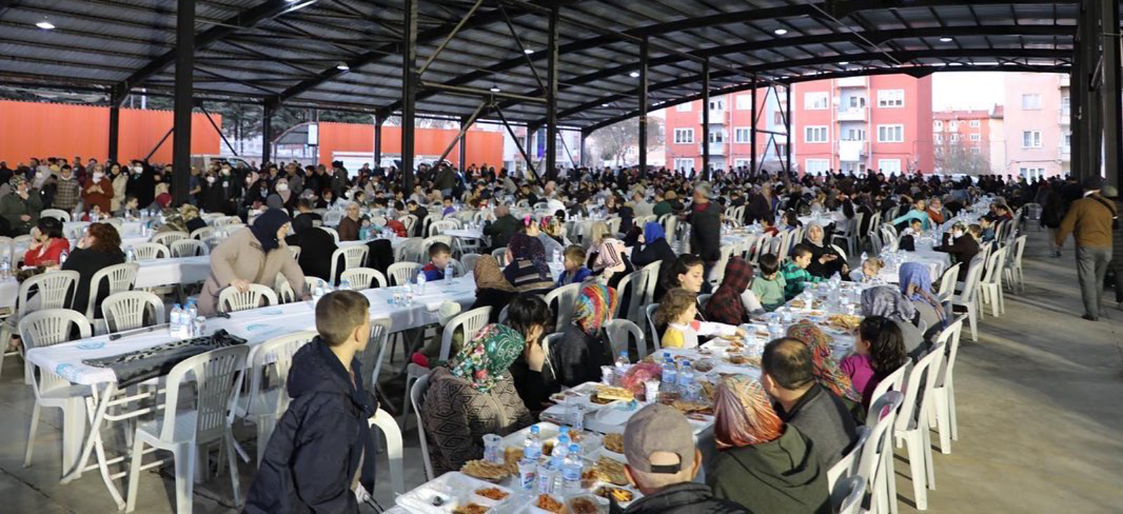   Afyonkarahisar Belediyesi, Ramazan boyunca kentin farklı noktalarına kuracağı çadırlarla