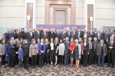 İYİ Parti Milletvekili aday adayı Mustafa Enis Arabacı’nın düzenlediği iftarda