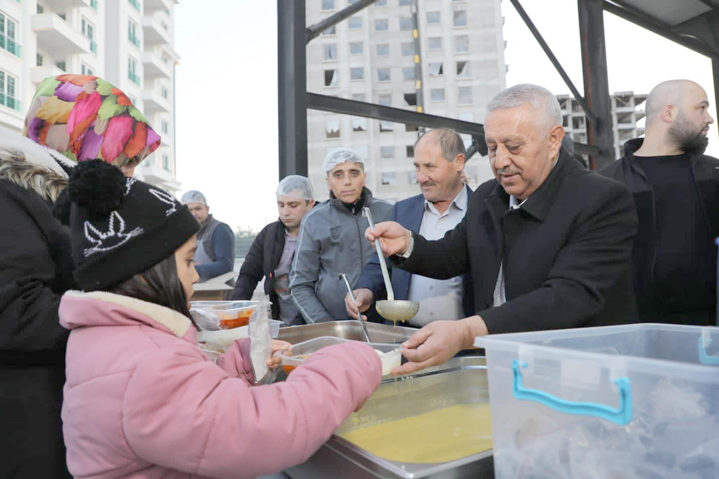 Karşıyaka Mahallesi sakinleriyle iftar programında bir araya gelen Belediye Başkanı