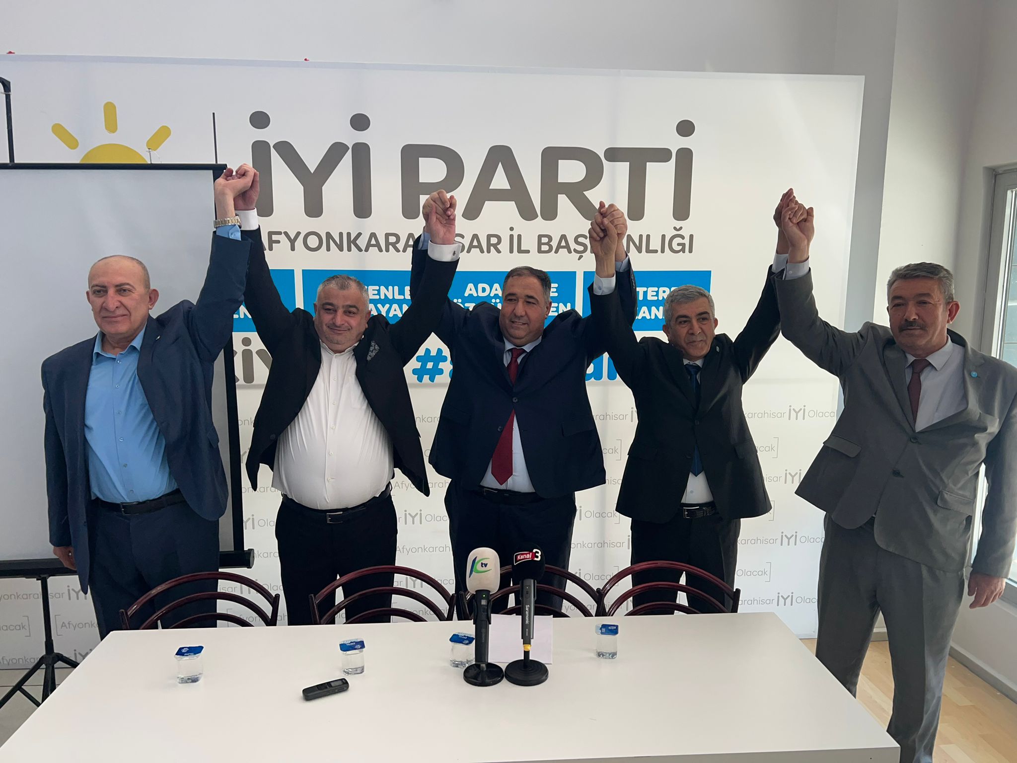 İYİ Parti İl Başkanlığı tarafından yapılan basın toplantısında konuşan İl