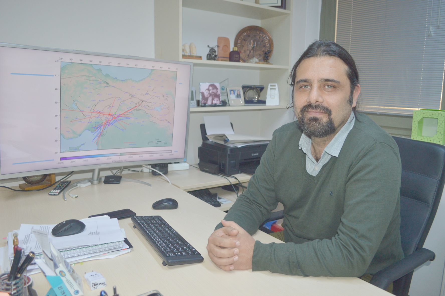 AKÜ Deprem Uygulama ve Araştırma Merkezi Müdür Yardımcısı Prof. Dr.