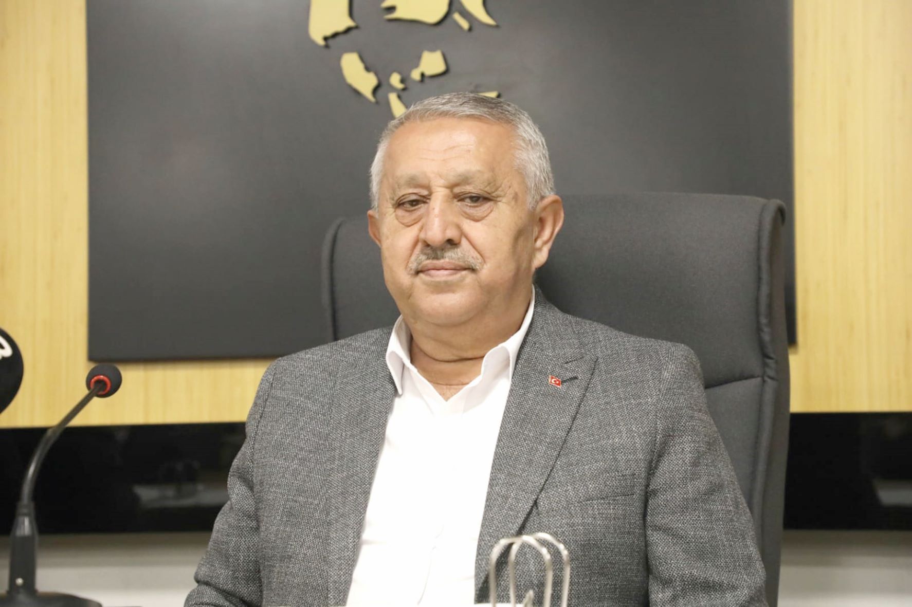 Belediye Başkanı Mehmet Zeybek Mart ayı meclis toplantısında deprem konusunda