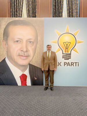 AK Parti Genel Merkezi’nde milletvekilliği aday adaylığı başvurusunu yapan AK
