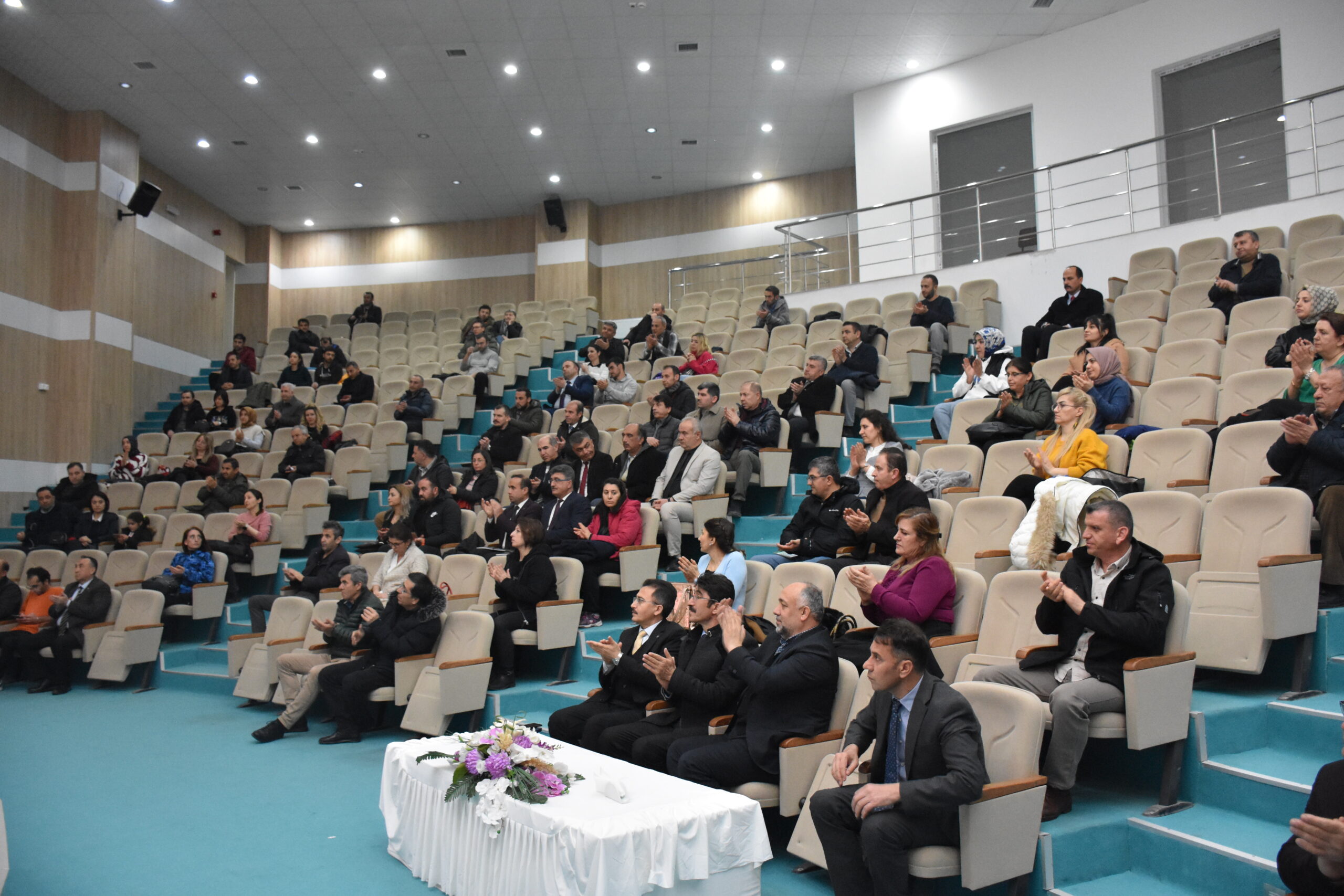 AFYONKARAHİSAR (AA) – Afyonkarahisar'da ilkokul 3. sınıf öğrencileri arasında yetenek