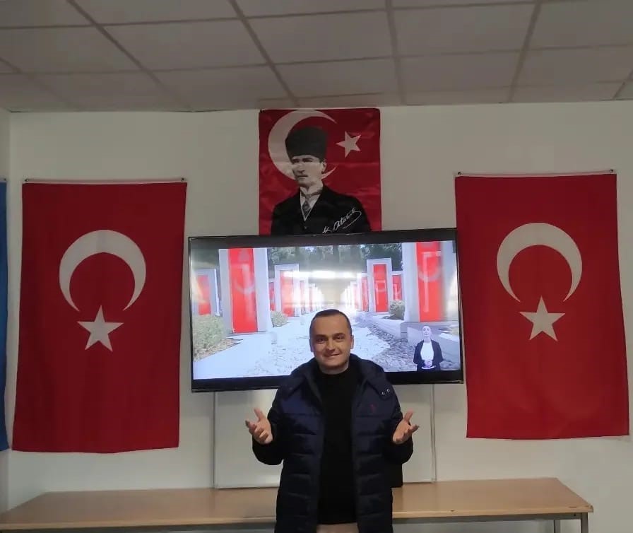 AFYONKARAHİSAR SANDIKLI 75. YIL İLKOKULU MÜDÜRÜ MEHMET YILMAZ'IN BİREYSEL BİR