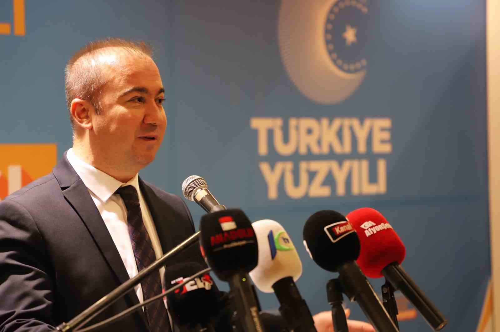 AFYONKARAHİSAR’DA MEVCUT MİLLETVEKİLLERİ DE DAHİL OLMAK ÜZERE TOPLAMDA 44 KİŞİ