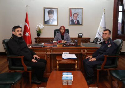 Afyonkarahisar Valisi Doç. Dr. Kübra Güran Yiğitbaşı, İl Emniyet Müdürü