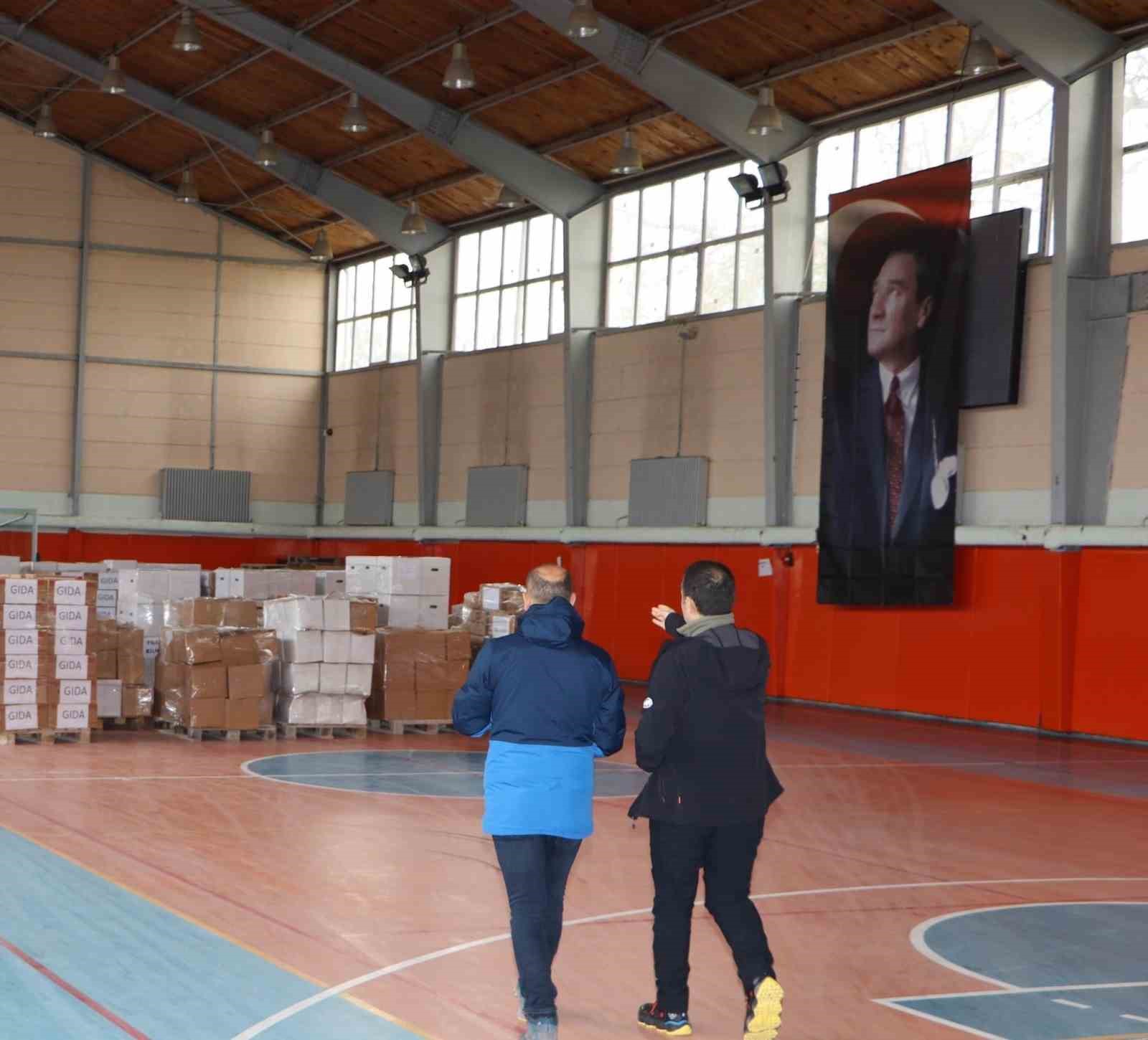 AFYONKARAHİSAR EMİRDAĞ KAYMAKAMLIĞI TARAFINDAN ORGANİZE EDİLEN AFET BÖLGESİNE YARDIM TOPLAMA