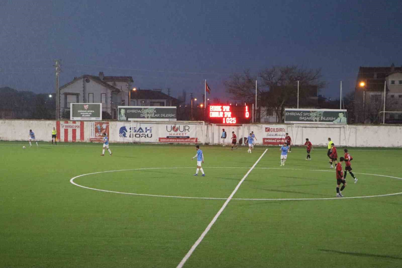 AFYONKARAHİSAR’DA SÜPER AMATÖR LİG MAÇINDA EMİRDAĞSPOR, ÇOBANLAR BELEDİYESPOR’U 7-0'LIK SKORLA