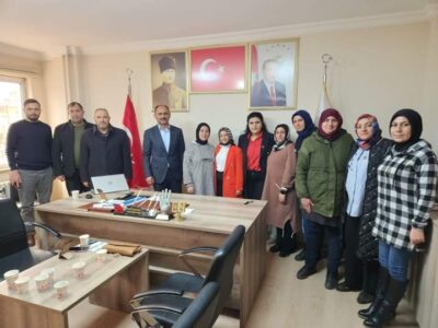 Seçim çalışmaları kapsamında Afyonkarahisar’daki ilçeleri ziyaret eden AK Parti Afyonkarahisar