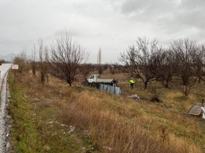 Afyonkarahisar’da meydana gelen trafik kazasında 3 kişi yaralandı Edinilen bilgilere