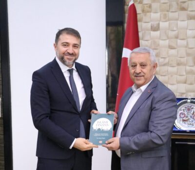 TBMM Kamu Denetçiliği Uzmanı Dr. Ersan Özgür’ü ağırlayan Belediye Başkanı