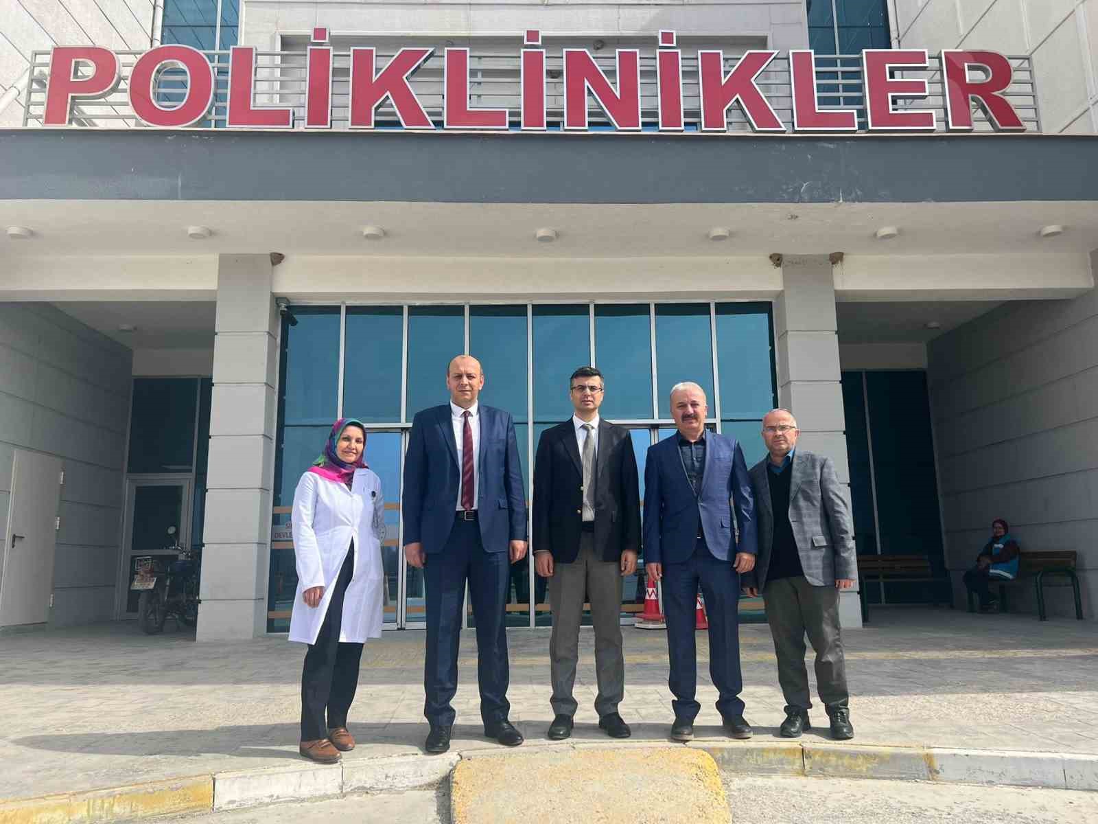 AFYONKARAHİSAR İL SAĞLIK MÜDÜRLÜĞÜ YÖNETİCİLERİ İLÇELERDEKİ DEVLET HASTANELERİ VE ACİL