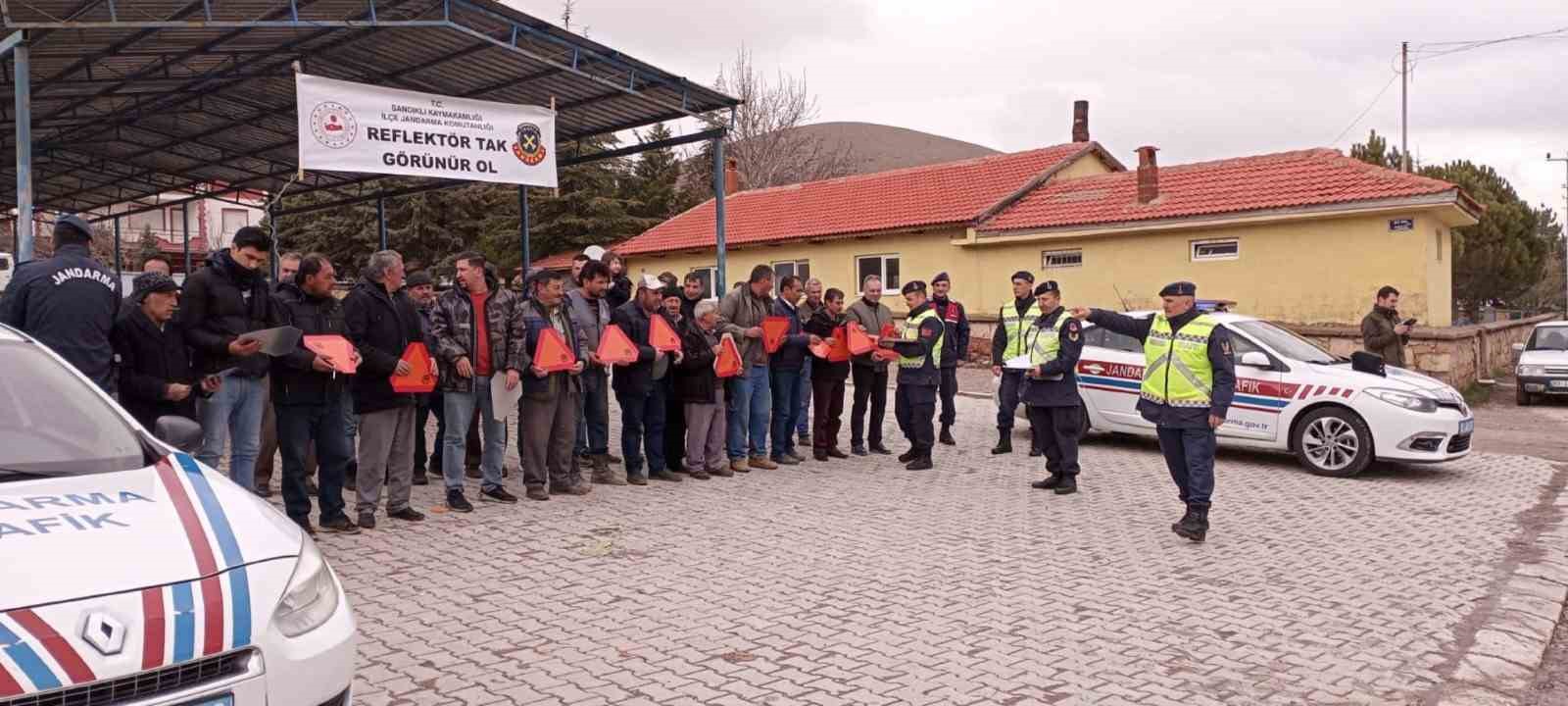 AFYONKARAHİSAR'IN SANDIKLI İLÇESİNDE SANDIKLI ZİRAAT ODASI BAŞKANLIĞI VE SANDIKLI JANDARMA
