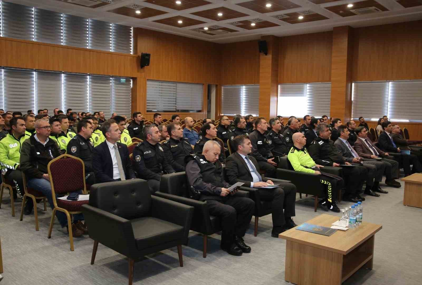 AFYONKARAHİSAR İL EMNİYET MÜDÜRÜ ALİ TEMİZ, SEÇİMLERİ GÜVEN VE HUZUR
