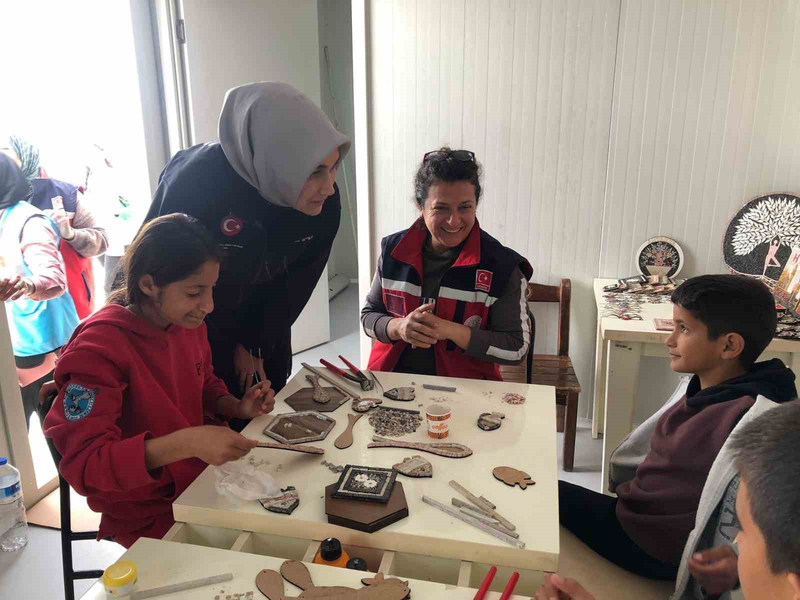 AFYONKARAHİSAR VALİSİ DOÇ. DR. KÜBRA GÜRAN YİĞİTBAŞI, HATAY’IN ANTAKYA İLÇESİNE