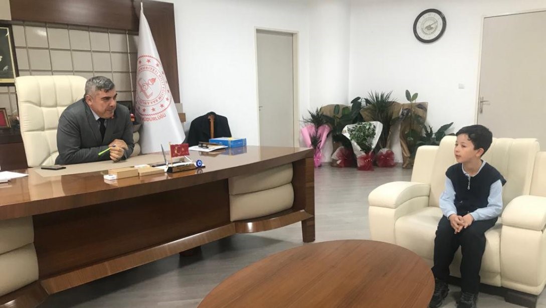 DÜNYA MATEMATİK ŞAMPİYONUMDAN MÜDÜR SÜNNETCİ’YE ZİYARET