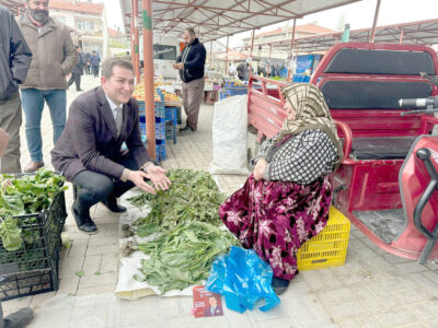 Seçim çalışmalarına devam eden Cumhuriyet Halk Partisi Milletvekili Adayı Anıl