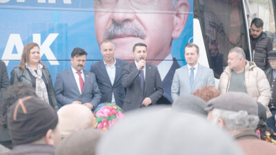 CHP Milletvekili adayları Burcu Köksal, Fatih Aydın ve Abidin Yağcı