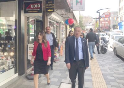 İYİ Parti Afyonkarahisar Milletvekili Adayı Av. Gönül Ar Güngör esnaf