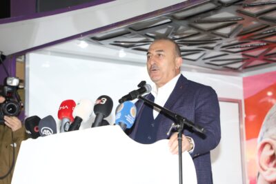 Afyonkarahisar’da mahalle iftarına katılan Dışişleri Bakanı Mevlüt Çavuşoğlu, yaptığı konuşmada,
