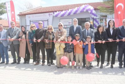 Sinanpaşa Yıldız Özer KODAFYON Atölyesi Vali Doç Dr. Kübra Güran