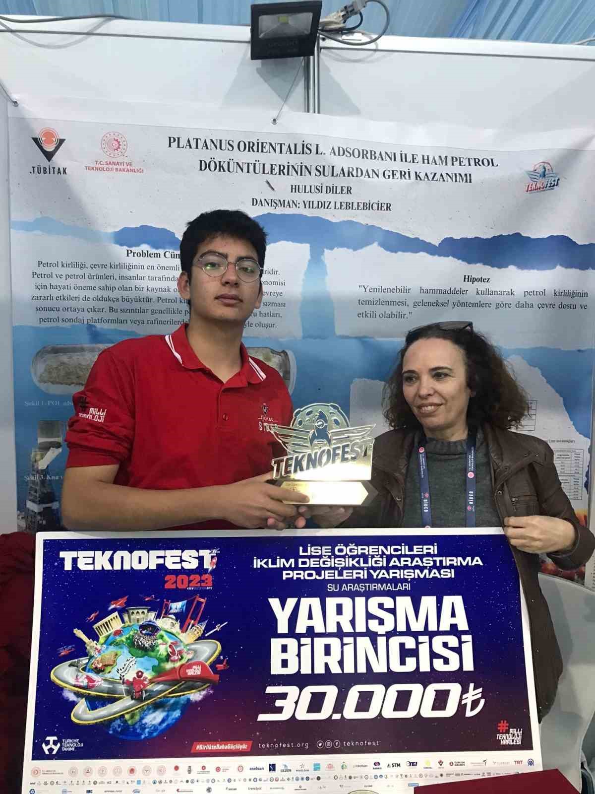 DUMLUPINAR BİLİM VE SANAT MERKEZİ ÖĞRENCİLERİNİN HAZIRLADIĞI TÜBİTAK 2204-D LİSE