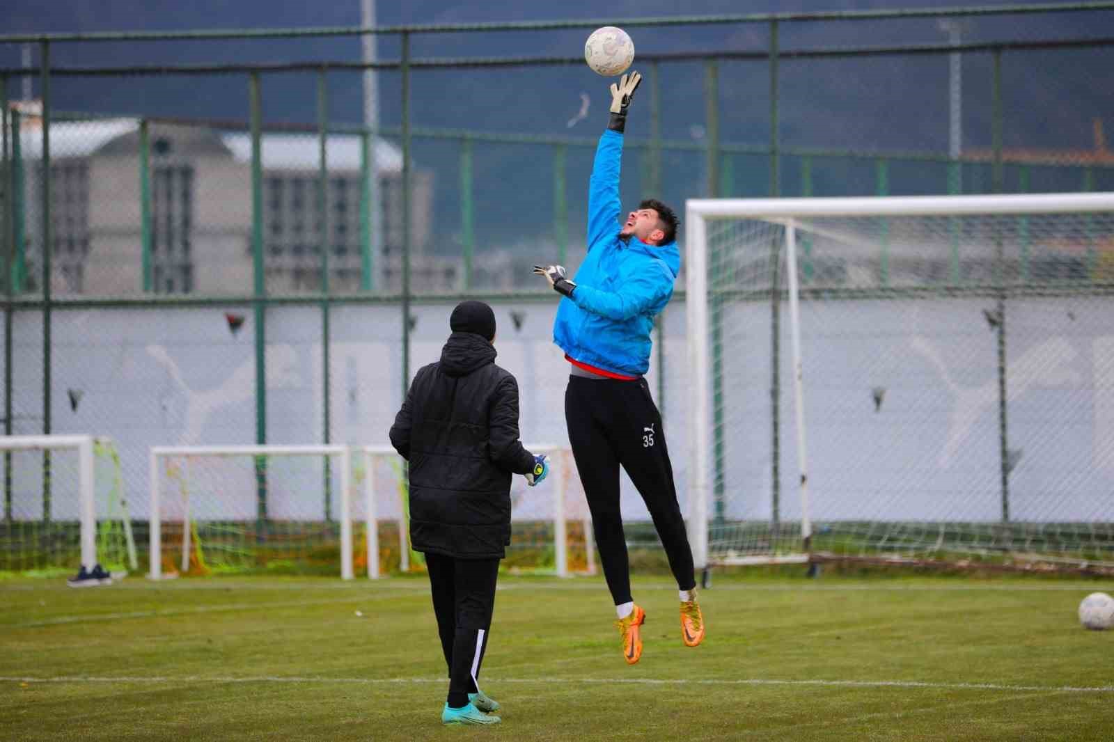 TFF 2. LİG EKİPLERİNDEN AFYONSPOR HAFTA SONU OYNAYACAĞI 24 ERZİNCANSPOR