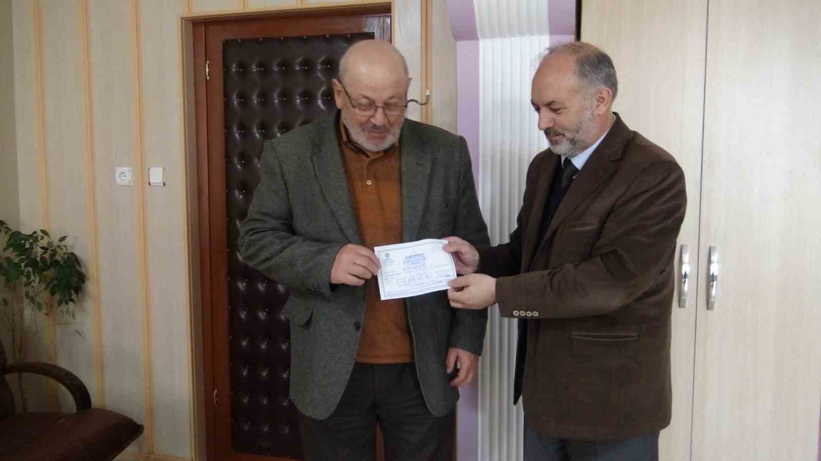 FRANSA’DA EMEKLİ OLDUKTAN SONRA MEMLEKETLERİ OLAN AFYONKARAHİSAR’IN SANDIKLI İLÇESİNE GELEN