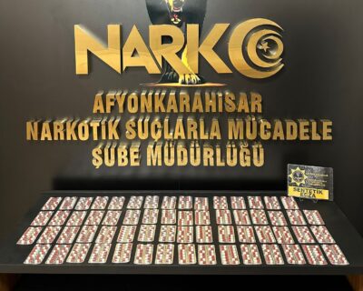 Narkotik Şube Müdürlüğü ekipleri Afyonkarahisar’da bir araçta yaptıkları aramada çok