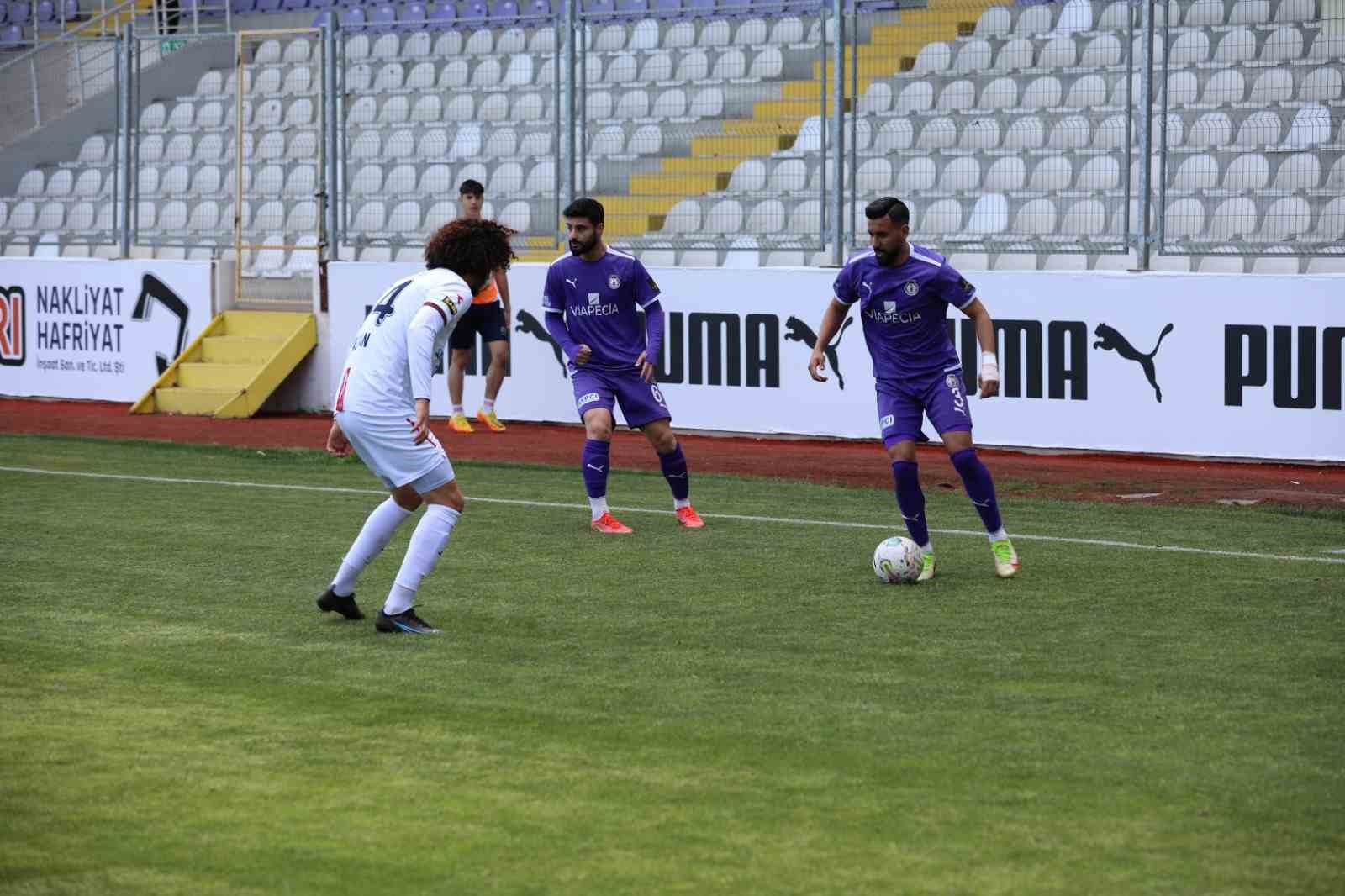 TFF 2. LİG 33. HAFTA KARŞILAŞMASINDA AFYONSPOR EVİNDE AĞIRLADIĞI DÜZCE