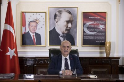 Tarım ve Orman Bakanı Vahit Kirişci bir dizi programlara katılmak