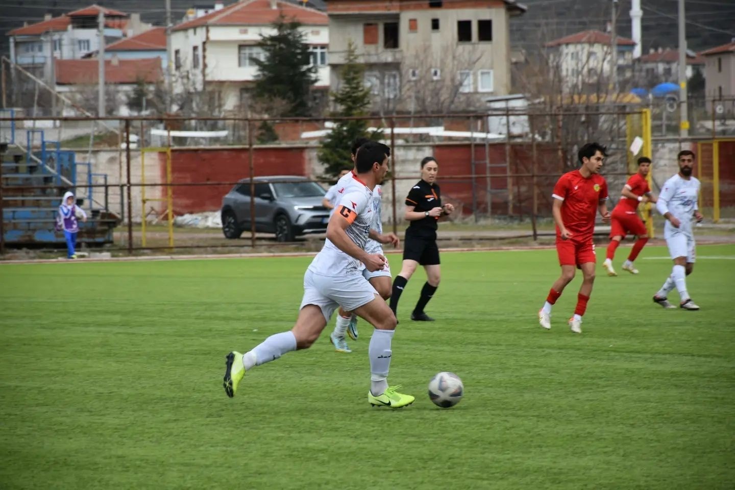 BÖLGESEL LİG’İN 23. HAFTASINDA KENDİ SAHA VE SEYİRCİSİ ÖNÜNDE KORKUTELİ