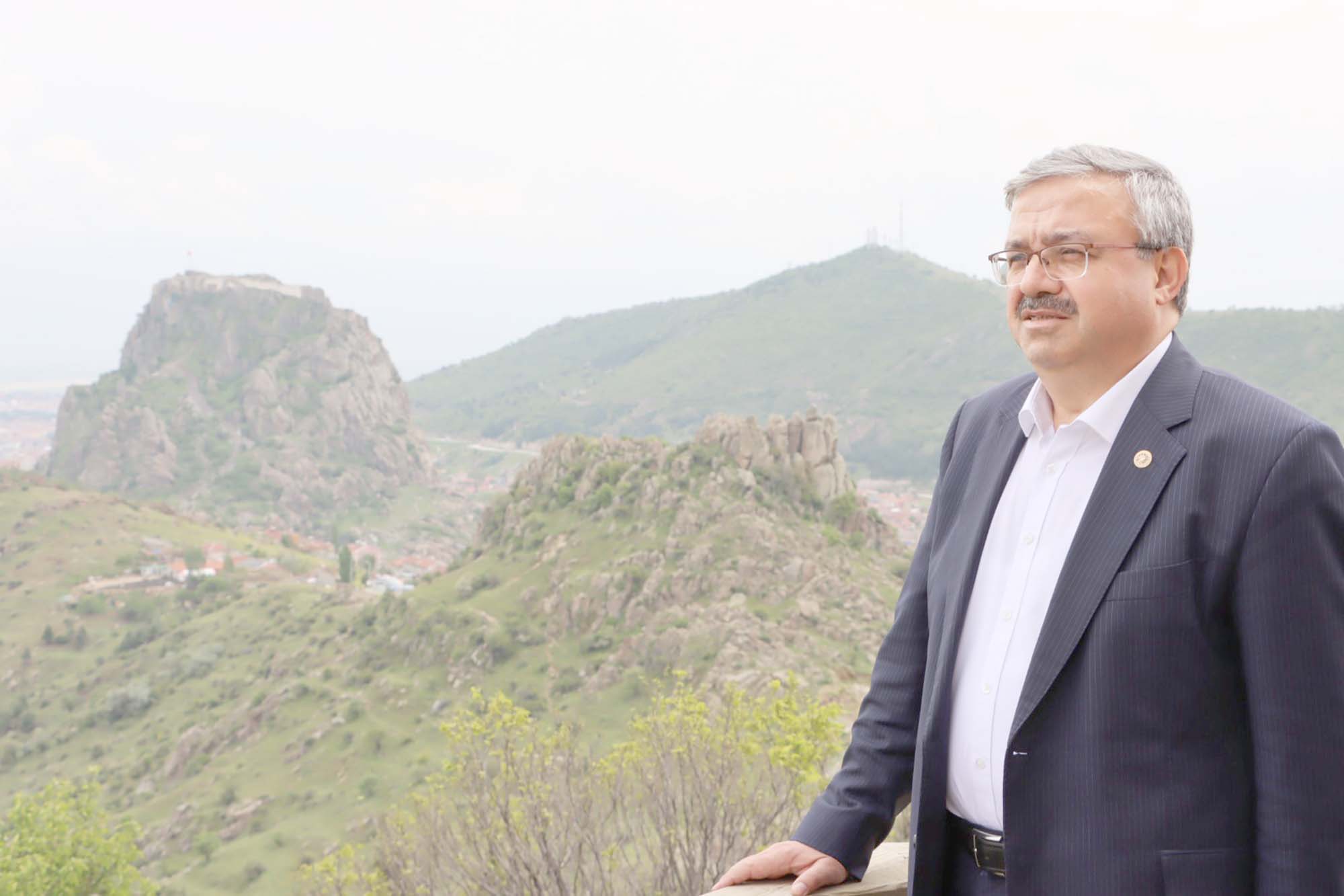     28 Mayıs seçimleri sonrası bir açıklama yapan AK