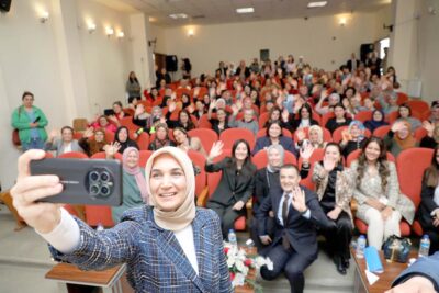 Vali Kübra Güran Yiğitbaşı Emirdağ İlçesinde Afyonkarahisar Valiliği’nin organize ettiği