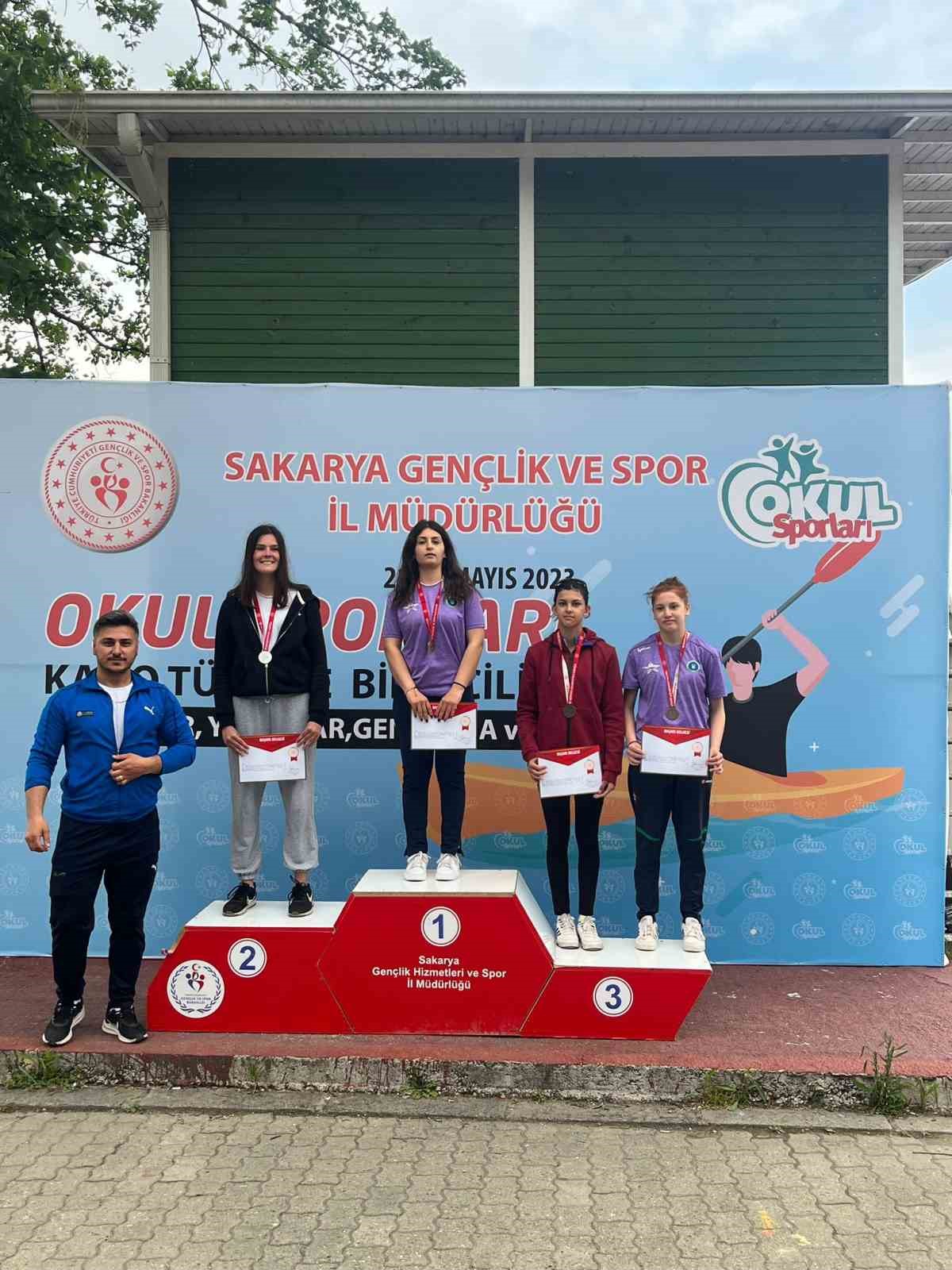 AFYONKARAHİSARLI SPORCU KANODA TÜRKİYE BİRİNCİSİ OLDU