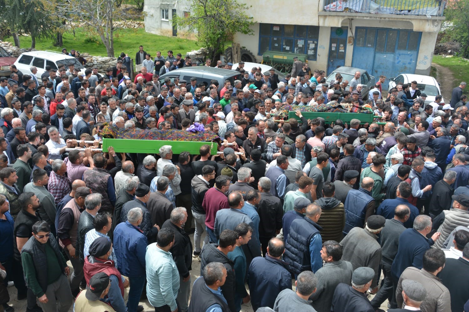 AFYONKARAHİSAR’DA DÜN YAŞANAN VE 4 KİŞİNİ BOĞULARAK ÖLDÜĞÜ PİKNİK FACİASINDA
