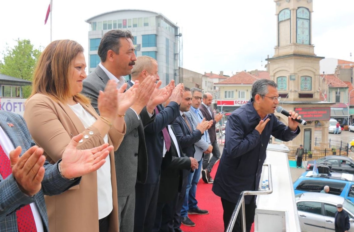 - "İşçinin, emekçinin, esnafın, yaşlının, gencin, Emirdağ'ın, Afyonkarahisar'ın ve bütün