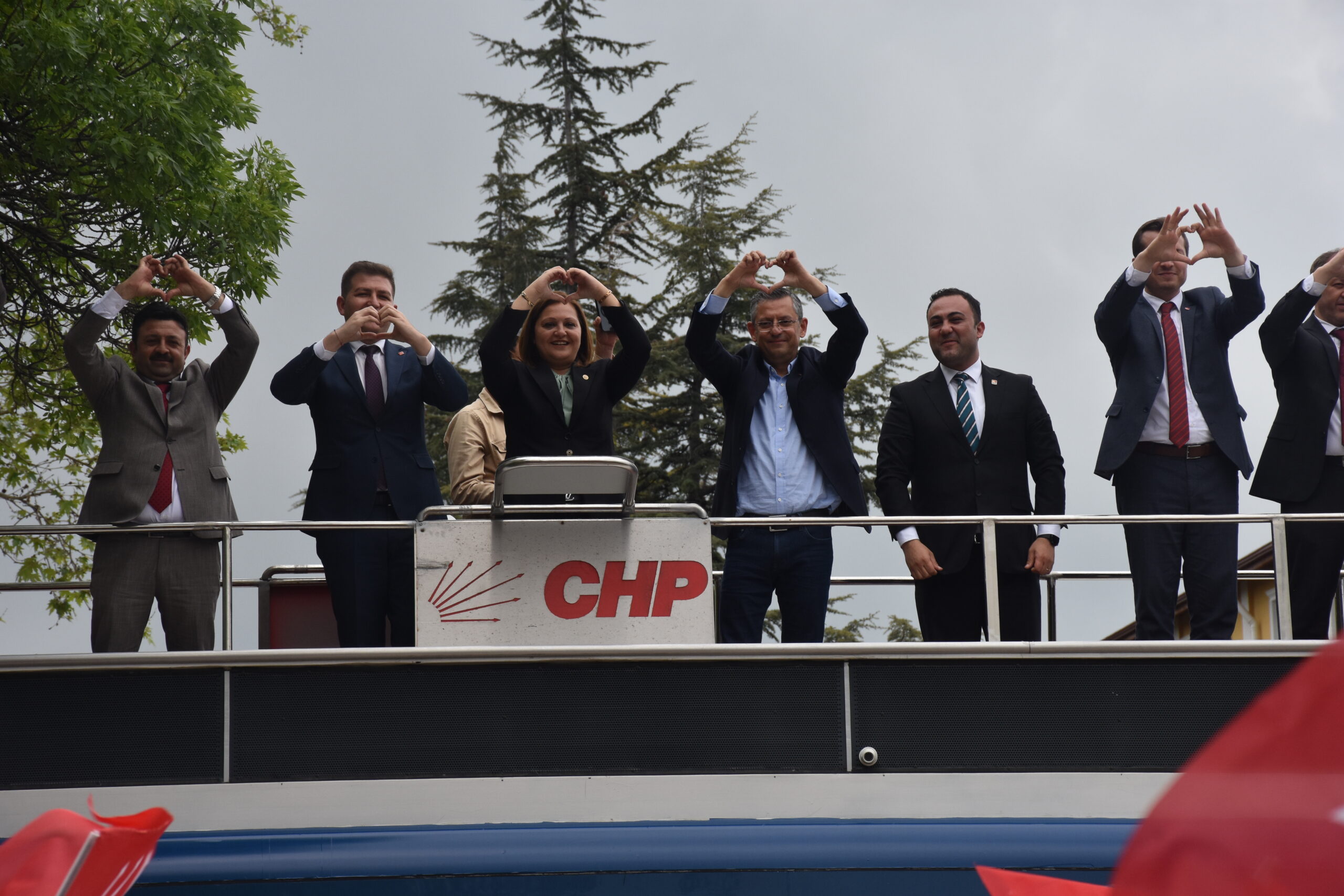 - "Birkaç güne kadar çok güzel haberler alacaksınız. O güzel