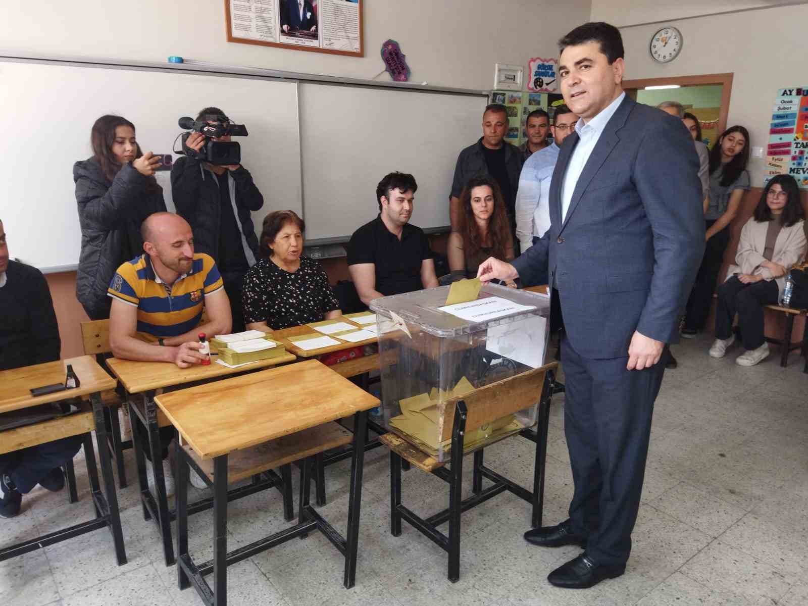 DP GENEL BAŞKANI VE MİLLET İTTİFAKI ORTAĞI GÜLTEKİN UYSAL’IN OY