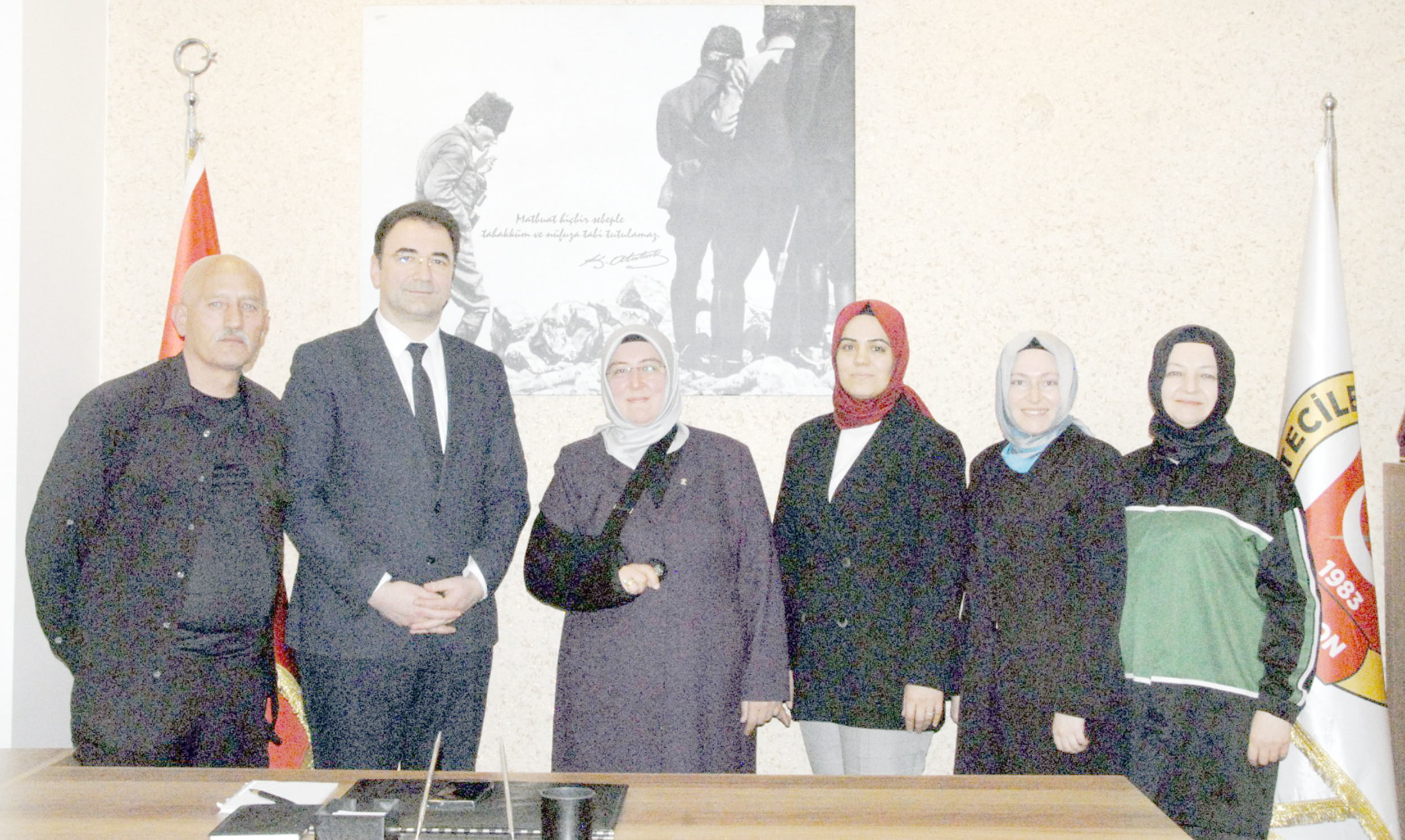Afyonkarahisar Gazeteciler Cemiyeti’ni ziyaret eden AK Parti Afyonkarahisar Milletvekili adayı